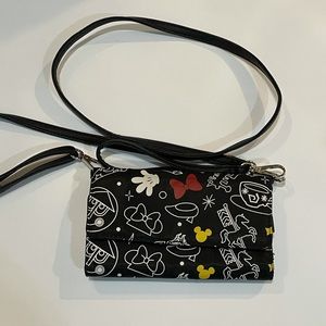 Disney Parks Convertible Wallet Wristlet Crossbody.